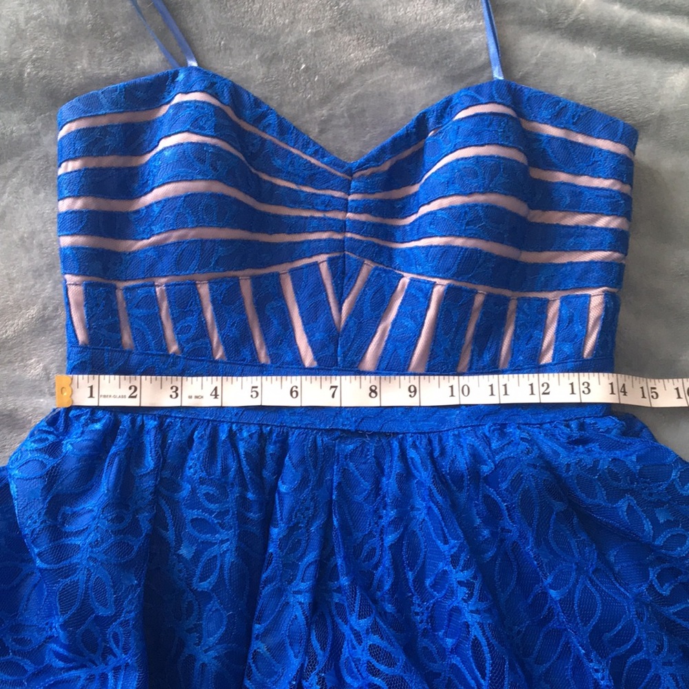 Cache Party Dress - Picture 8 of 10
